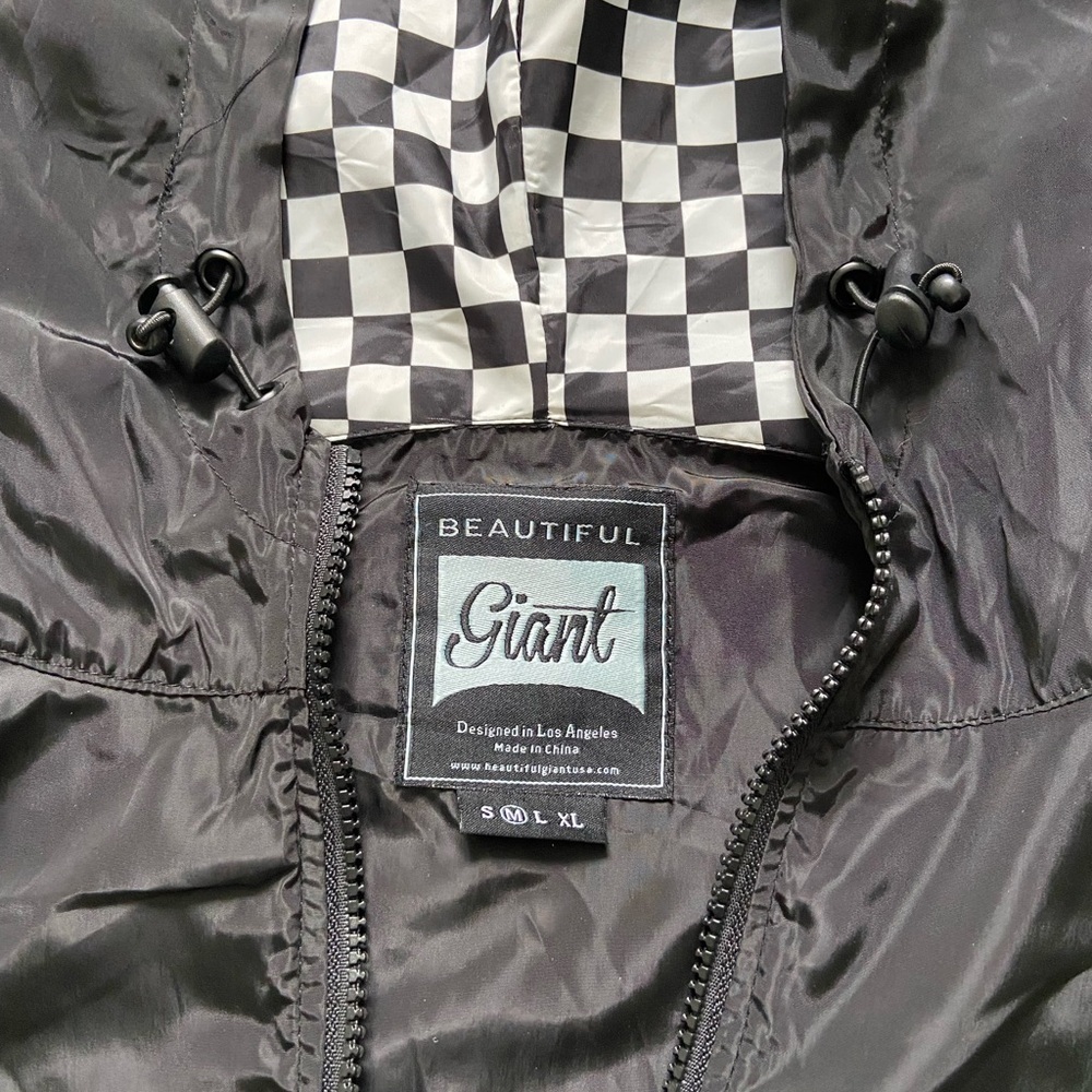 Beautiful Giant Black and Checkered Windbreaker - Picture 10 of 11